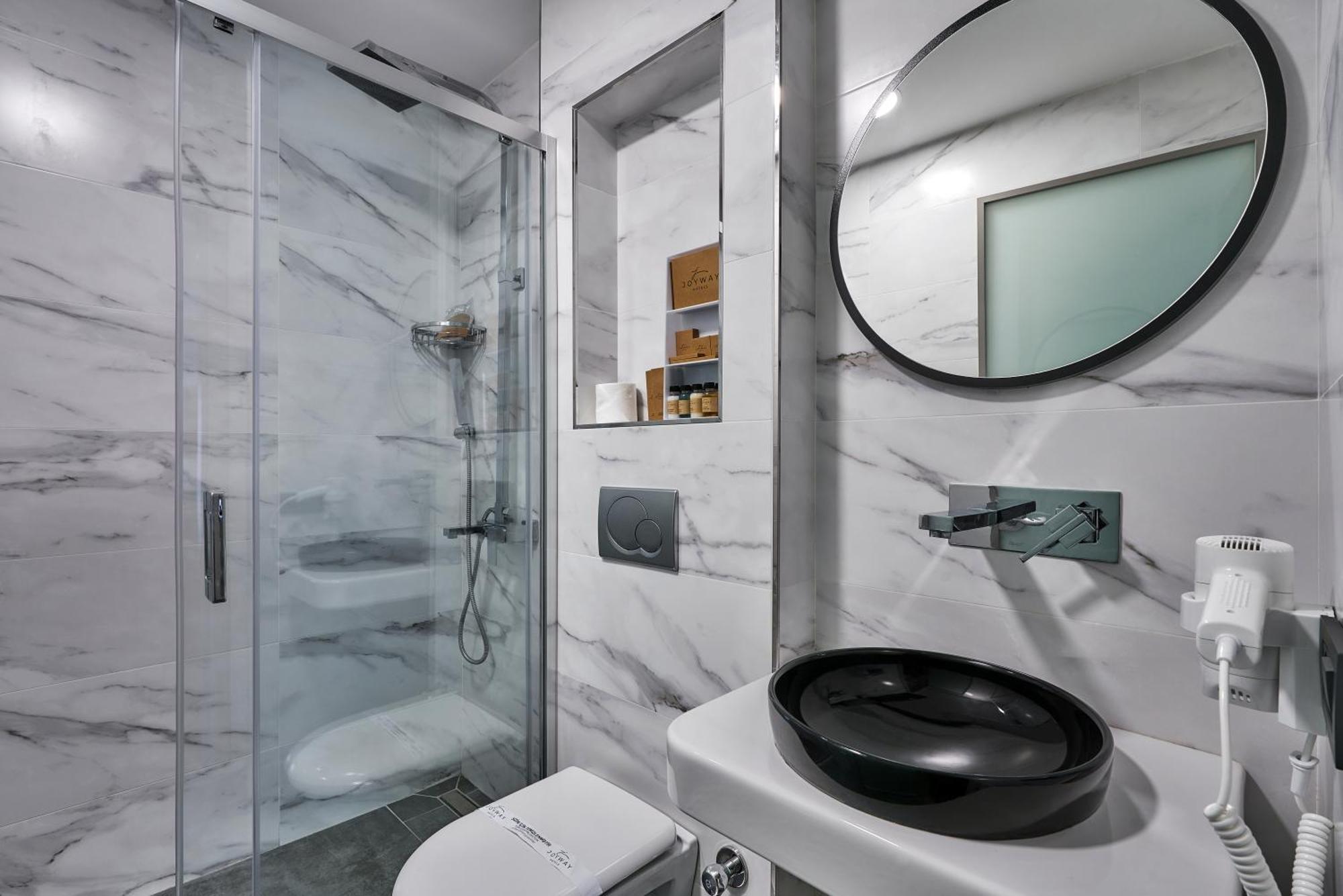 Отель Joyway Sultanahmet 4*